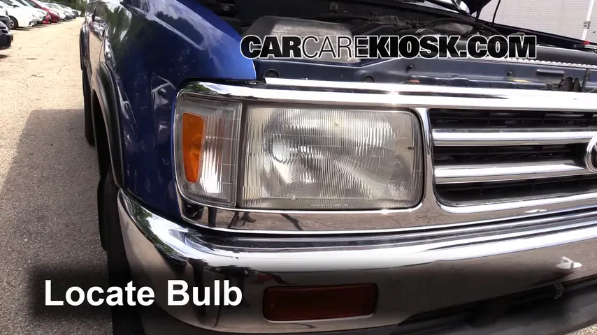 1996 Toyota T100 SR5 3.4L V6 Extended Cab Pickup Lights Headlight (replace bulb)